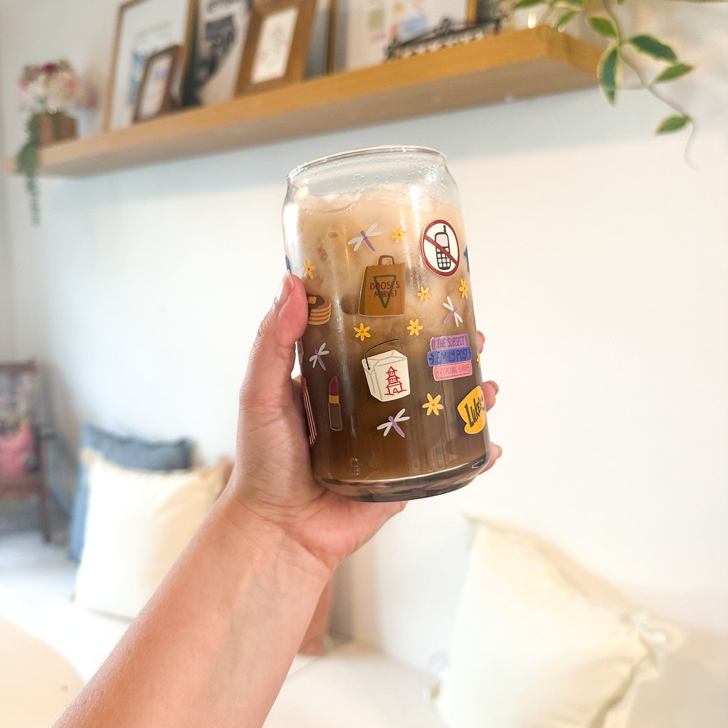 Stars Hollow Daisies | Glass Tumbler