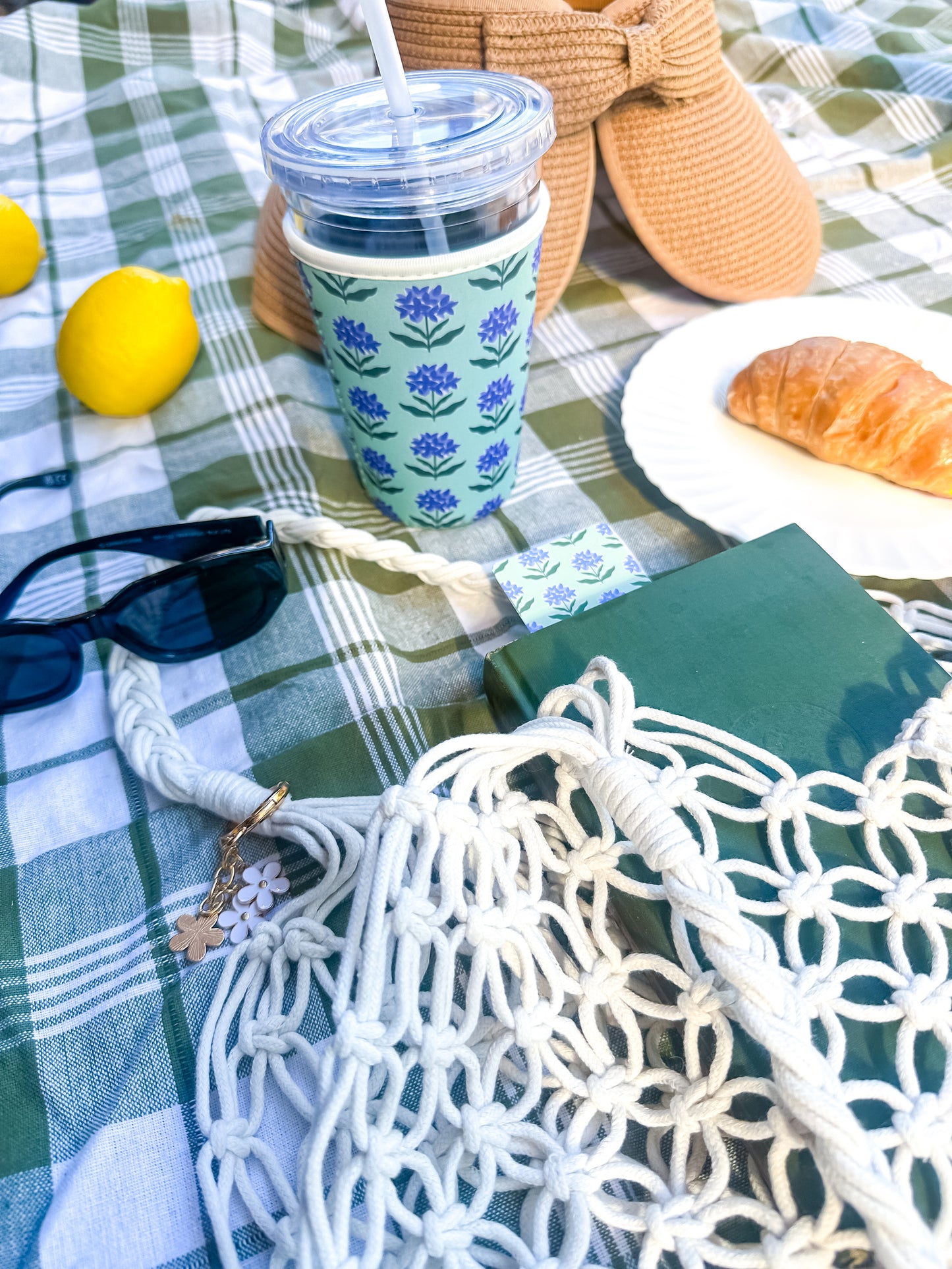 Nantucket Spring | Coffee Sleeve