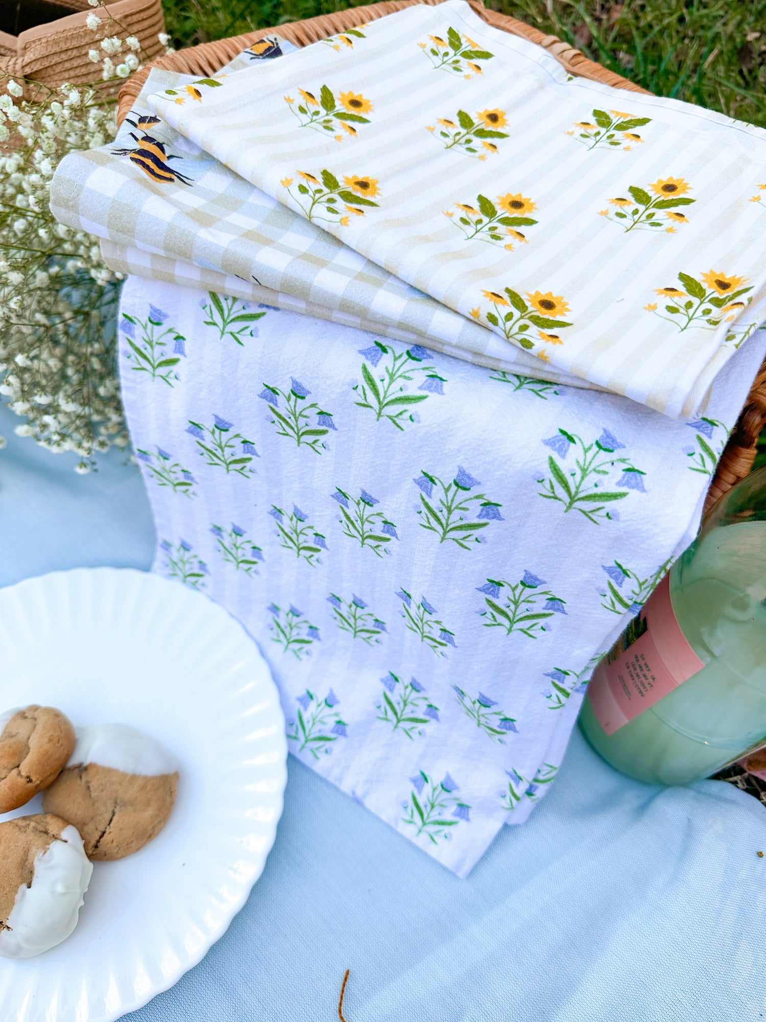Home + Hostess Gifts | Hand-Drawn Gifts for Cozy Homes & Thoughtful Hosts