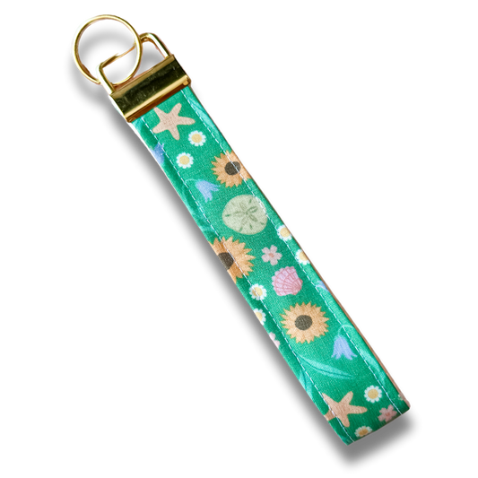 Beachside Cottage | Wristlet