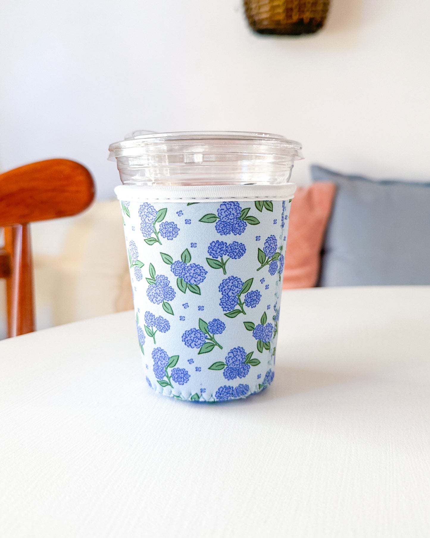 Blue Hydrangeas | Reusable Coffee Sleeve