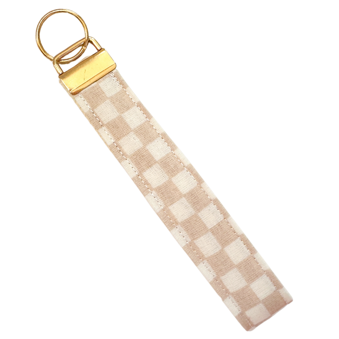 Sand Checkered | Wristlet