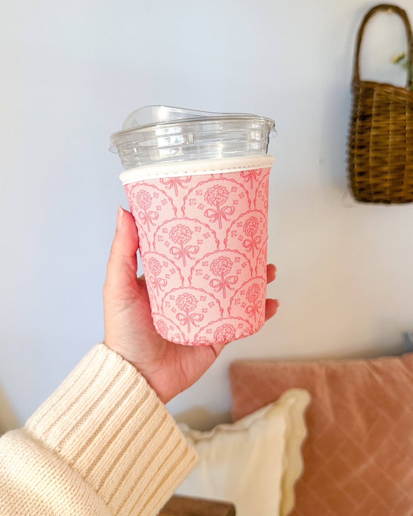 Pink Hydrangeas | Reusable Coffee Sleeve