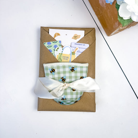 Nantucket Reading Gift Set | Notepad, Bookmarks, & Coffee Sleeve
