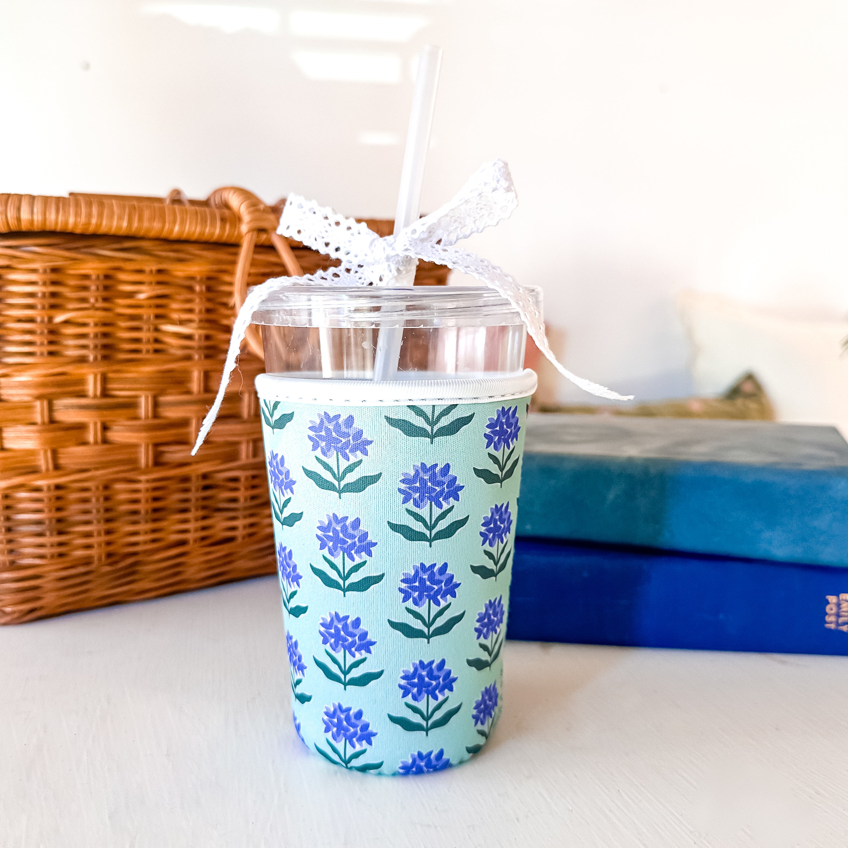 Nantucket Spring Hydrangeas | Coffee Sleeve